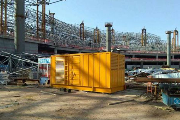 上城发电机出租如何判断空气滤清器是否需要更换？